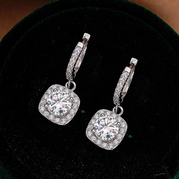 Pendientes cuadrados de plata con moissanita de lujo