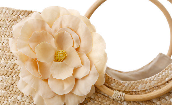 Bolso de playa de paja de moda con flor