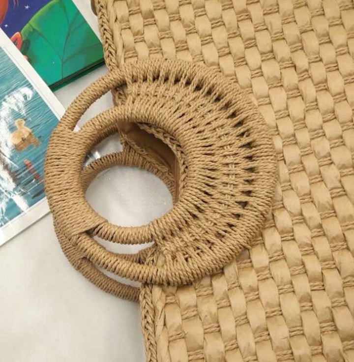 Bolso de playa de mano con asa de madera