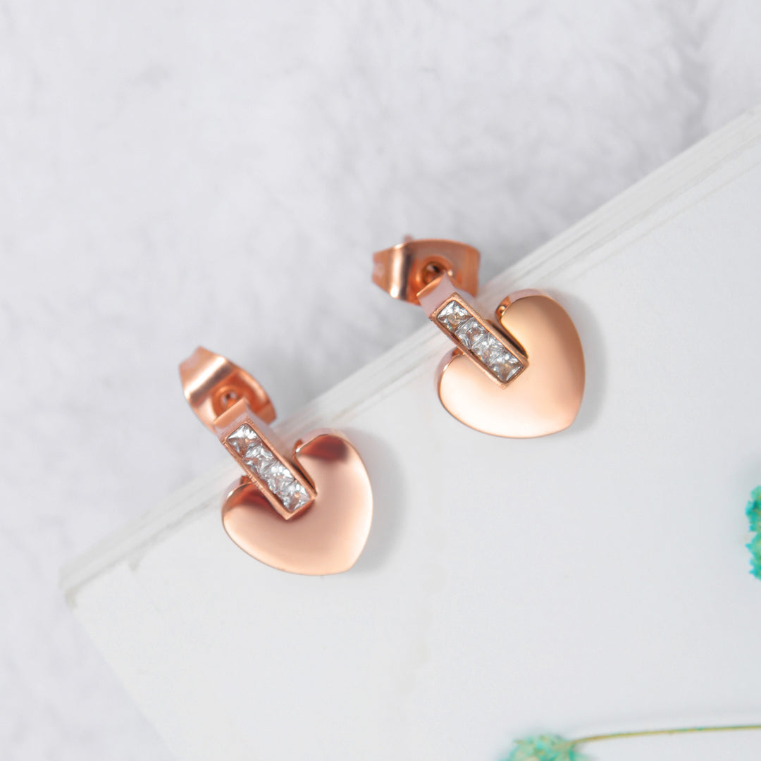 Fashion Titanium Steel Rose Gold Heart Diamond Stud Earrings