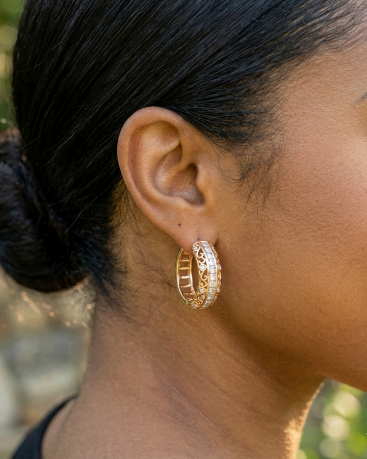 Pendientes de clip de oro rosa con micro diamantes de imitación