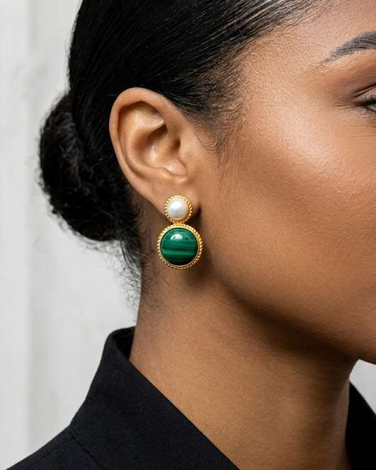 Pendientes de perlas y malaquita verde para mujer