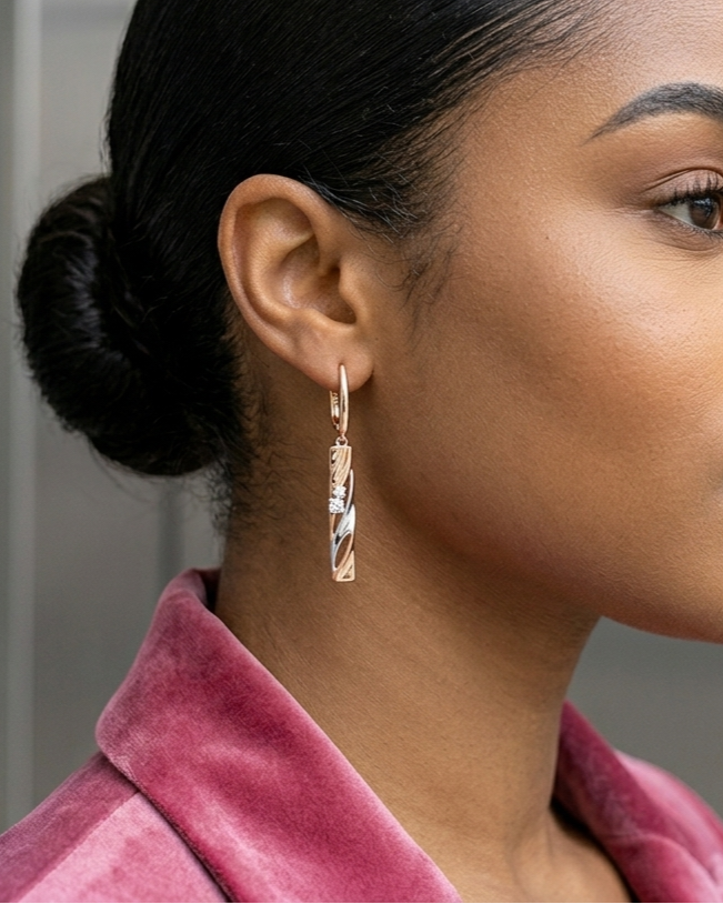 Pendientes Largos de Lujo con Diseño de Separación de Colores y Oro Rosa