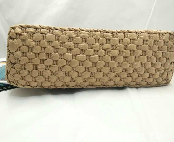 Bolso de playa de mano con asa de madera