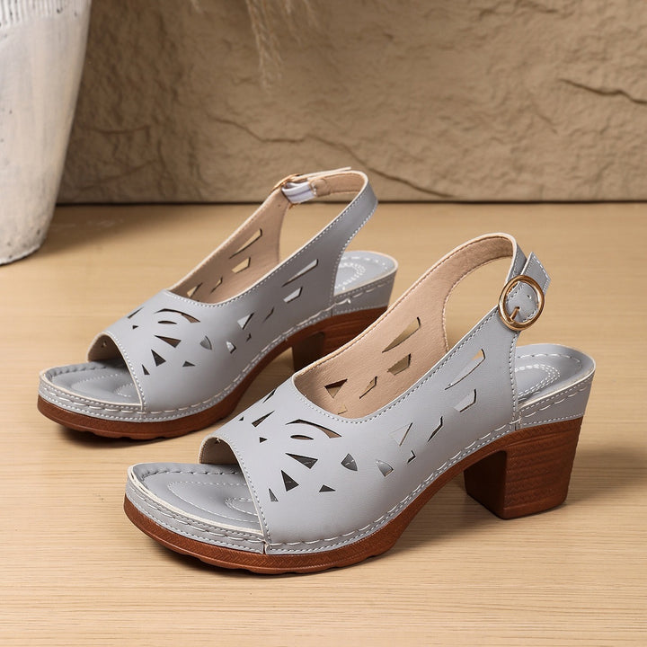 Retro-style Hollow-out Fashionable Fish-mouth Sandals With A Buckle For Outerwear