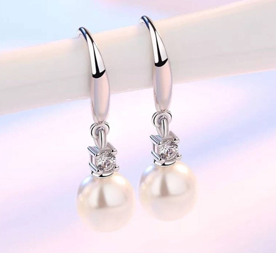 Pendientes colgantes de plata con perlas de circonitas blancas