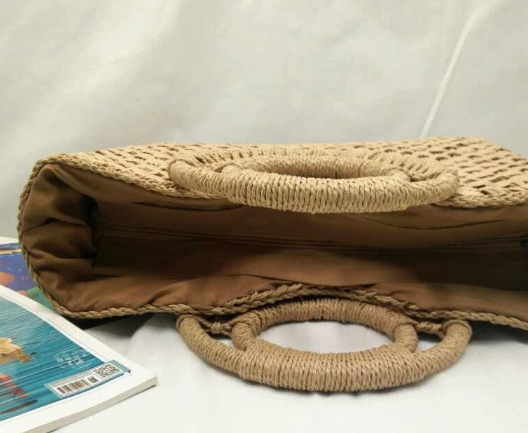 Bolso de playa de mano con asa de madera