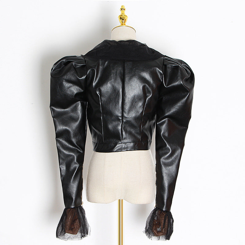 Chaqueta corta de cuero sintético negro para mujer