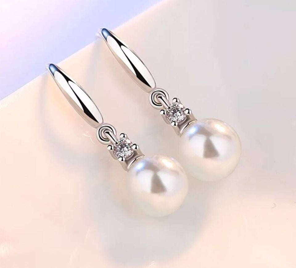 Pendientes colgantes de plata con perlas de circonitas blancas