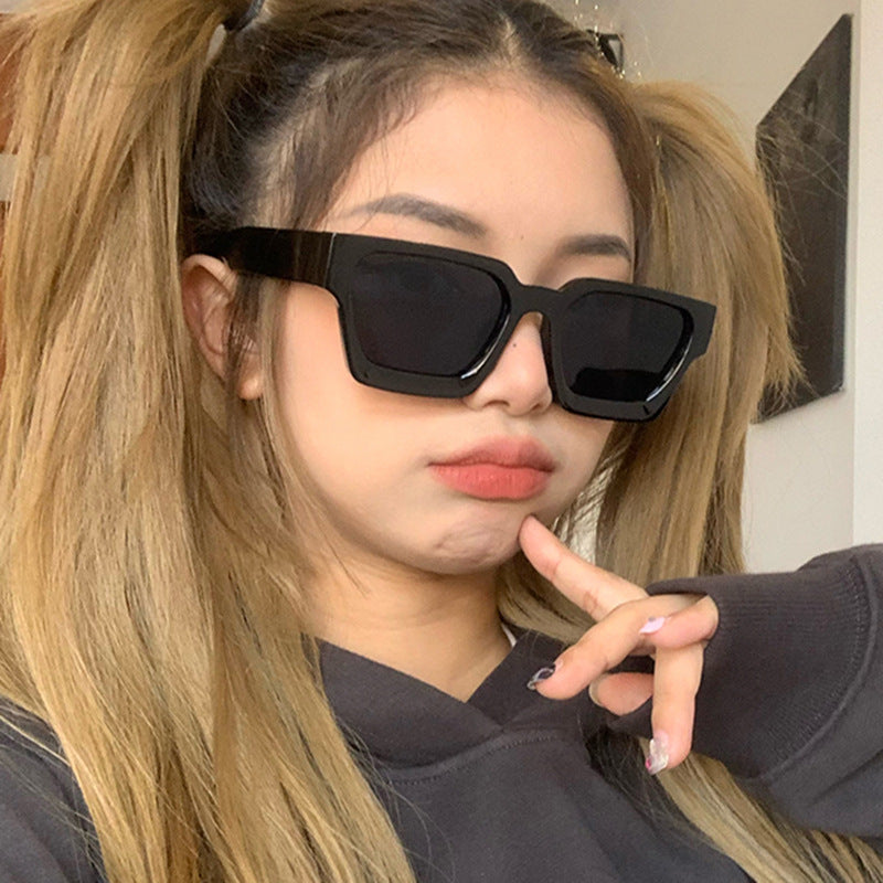Lunettes de soleil carrées rétro pour femme