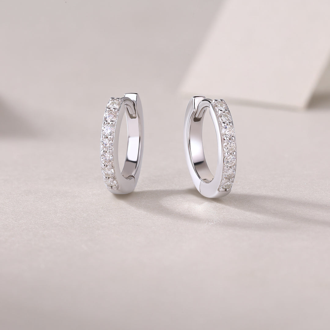 Top-quality Moissanite S925 Silver And Platinum-plated Stud Earrings