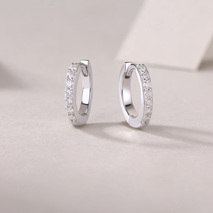 Top-quality Moissanite S925 Silver And Platinum-plated Stud Earrings