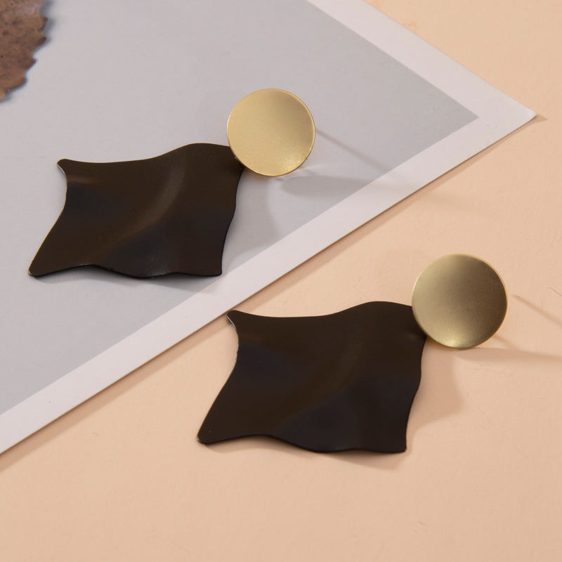 Pendientes geométricos retro, pendientes negros y dorados