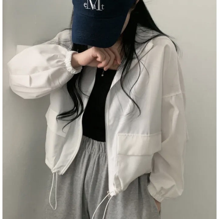 Lightweight Sun And Wind Resistant Short Jacketouterwear