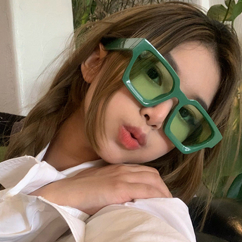 Lunettes de soleil carrées rétro pour femme